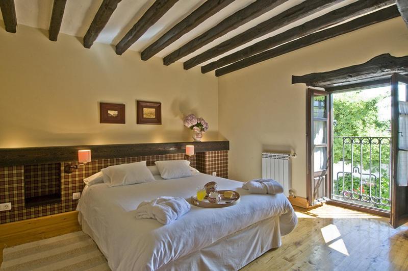 فندق La Casona De Suesa الغرفة الصورة